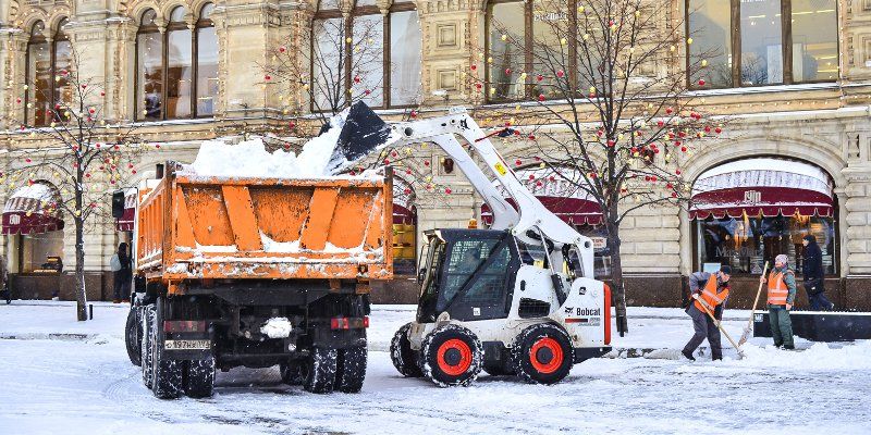 Коммунальщики перешли на усиленный режим работы