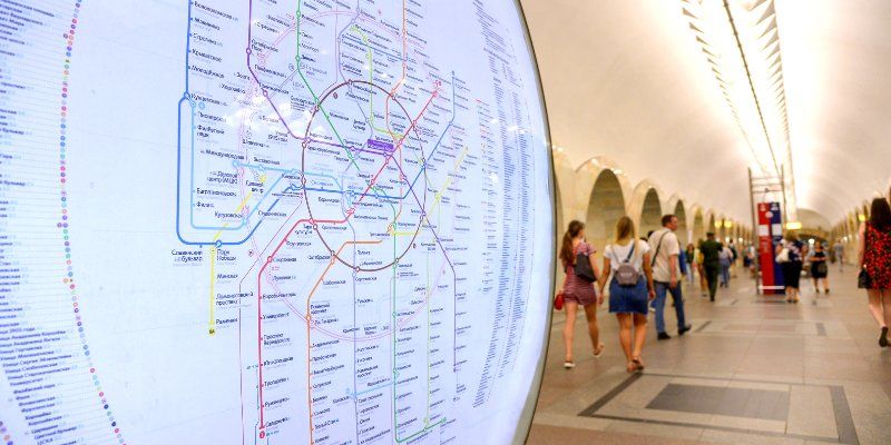 Все карты и указатели метро переведут на английский