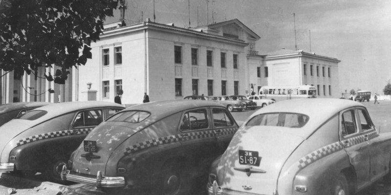 Такси точно к сроку: Главархив – о таксомоторном транспорте столицы в начале 1940-х годов