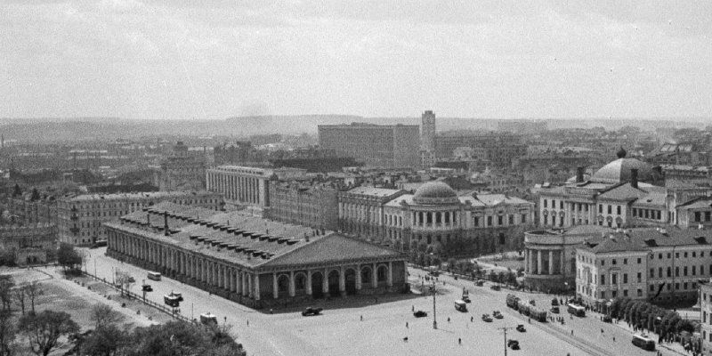 202 года Манежу: Главархив Москвы знакомит с историей великолепного памятника архитектуры