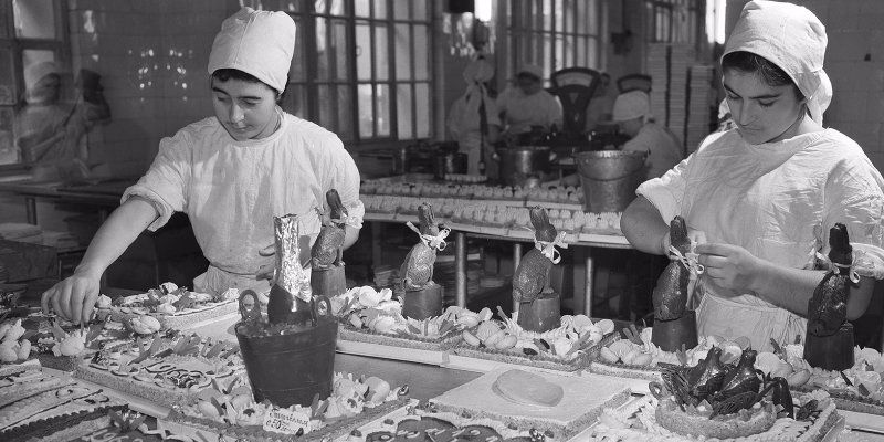 Candied apple jellies, cacao and safo sweets: The story of the Bolshevik confectionery plant