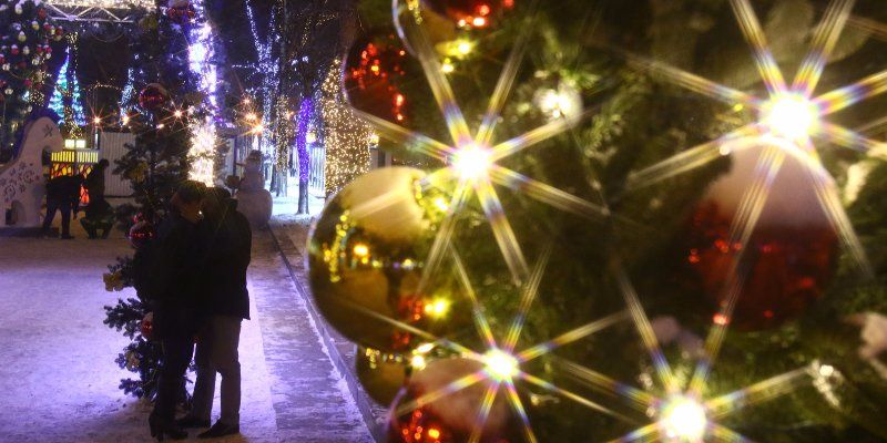 Взглянуть на «Путешествие в Рождество» можно через «Окно в город»