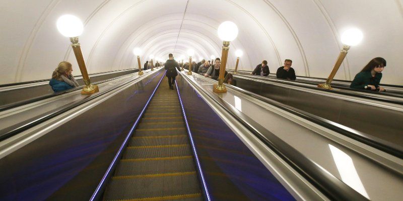 Пассажиров метро поздравят с Днём космонавтики