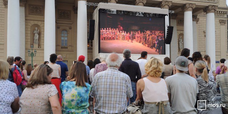 Все в кино: лучшие фильмы, мастер-классы и концерты «Ночи кино»
