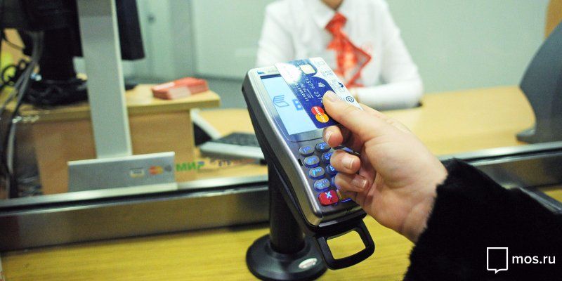 Более 10 процентов пассажиров стали оплачивать проезд на МЦК банковскими картами