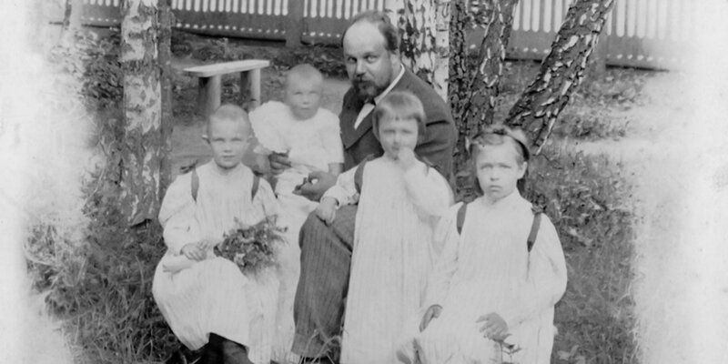 Отцы и дети: опубликованы фотографии известных московских семей
