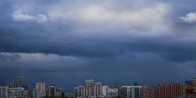 В четверг в столице ожидаются дожди, град и сильный ветер