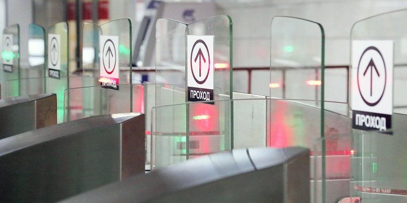 Западный вестибюль «Пионерской» открыт после реконструкции