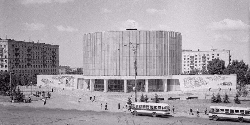 От деревянного павильона до музея: Главархив выпустил книгу о панораме «Бородино»
