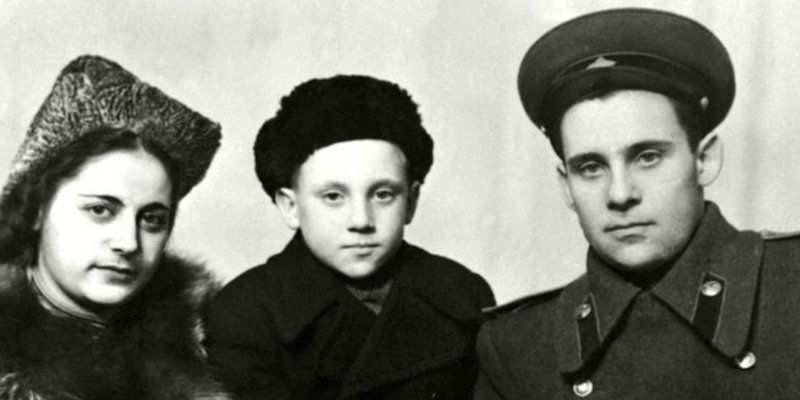 Мамы Высоцкого, Есенина и Тургенева. Пять историй из московских музеев