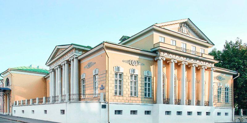 Фарфоровая кукла и солдат-путешественник: истории детских игрушек из московских музеев