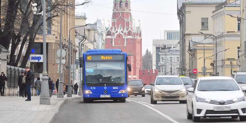 Два миллиона пассажиров перевезли за месяц автобусы сети «Магистраль» в центре Москвы
