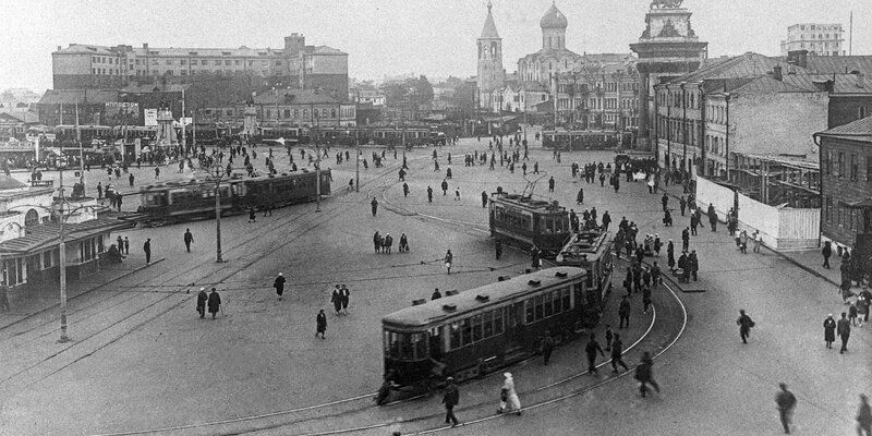 Развивающийся город: Главархив рассказал, о чем писали в газетах в 1932 году