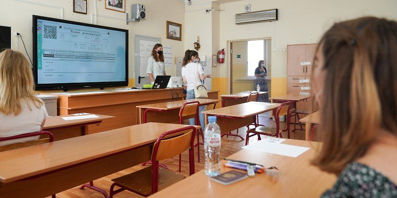 Столичные выпускники улучшили результаты на ЕГЭ по литературе