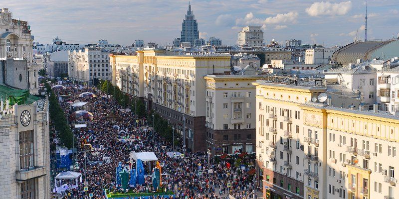 Более 11 миллионов человек приняли участие в праздновании Дня города