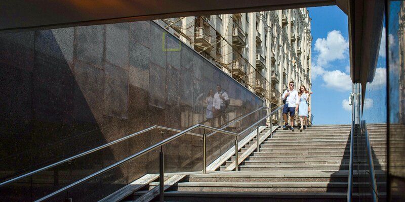 11 тысяч квадратных метров гранитных лестниц отремонтировали в столице