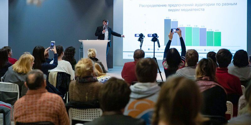 Информационное привратничество и реклама как часть культуры: возобновляются «Медиапонедельники» на ВДНХ