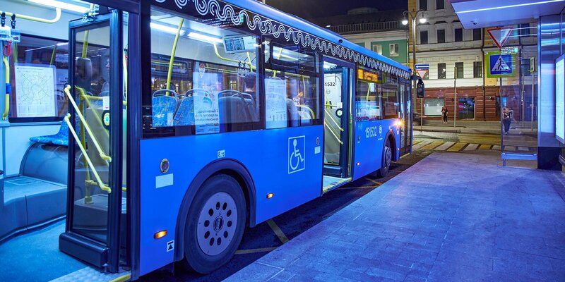 From the Kitay-gorod metro station to the Vostochny Railway station: in Moscow, another night bus runs
