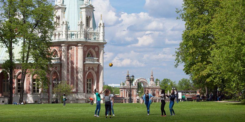 Необычные ландшафты и лучшие фотографии: видовые точки в парках Москвы