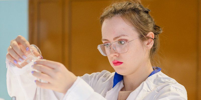 Более 3,5 тысяч столичных педагогов приняли участие в заочном туре олимпиады «Учитель школы большого города»