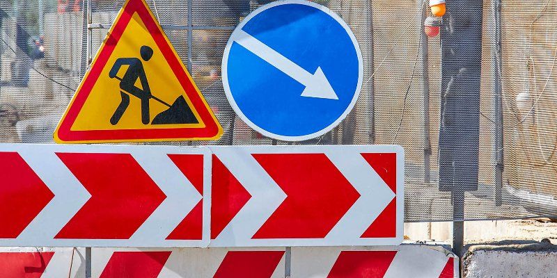 На некоторых улицах в ЦАО и ТиНАО ограничат движение
