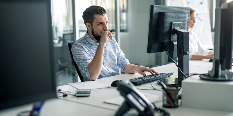 Начался прием заявок на участие в программе господдержки работодателей и сотрудников в условиях санкций