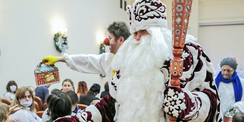 «Добрая елка»: в детских больницах пройдут новогодние праздники