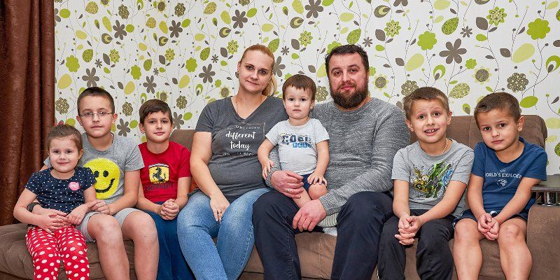 В большой семье: многодетные родители рассказывают о секретах воспитания