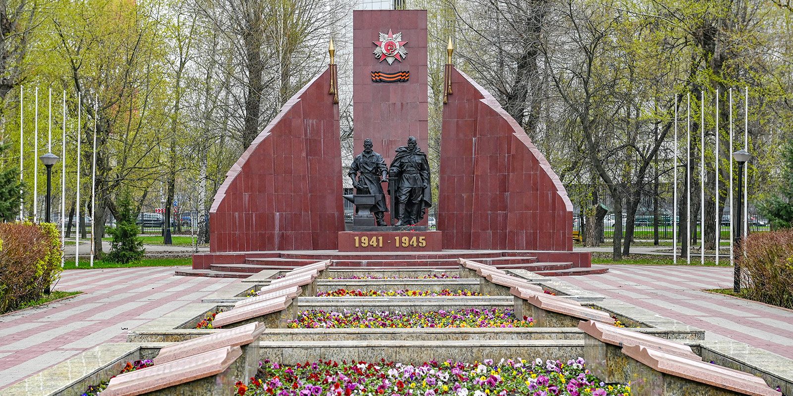 Реферат: Памятные места и памятники Смоленщины, посвященные Великой Отечественной войне