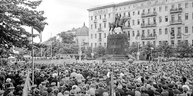 Основателю Москвы: Главархив — об открытии памятника Юрию Долгорукому