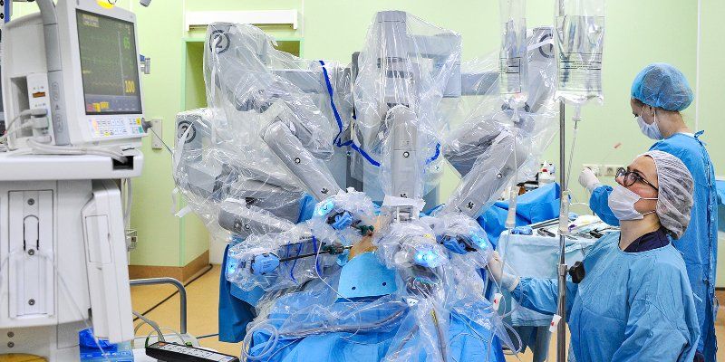 Новые больницы и оборудование: семь фактов о московской медицине