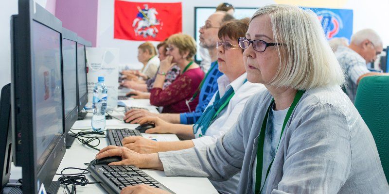 «Московское долголетие»: в столице стартовал чемпионат по компьютерному многоборью