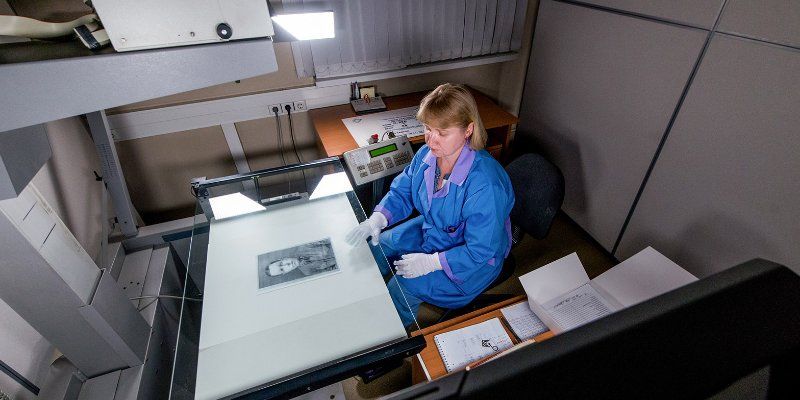 Полка длиной с МКАД: какие документы и секреты хранит Главархив Москвы