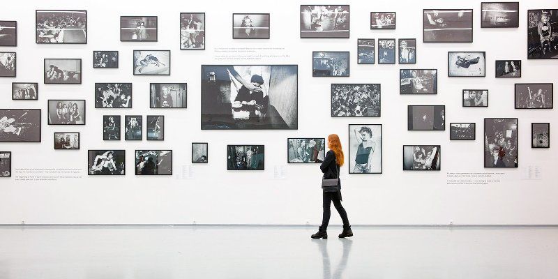 Punk and glamour: Stanley Greene exhibition at MAMM