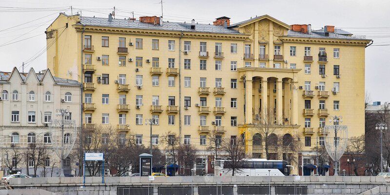 В Хамовниках отремонтируют крышу Дома архитекторов и других исторических зданий