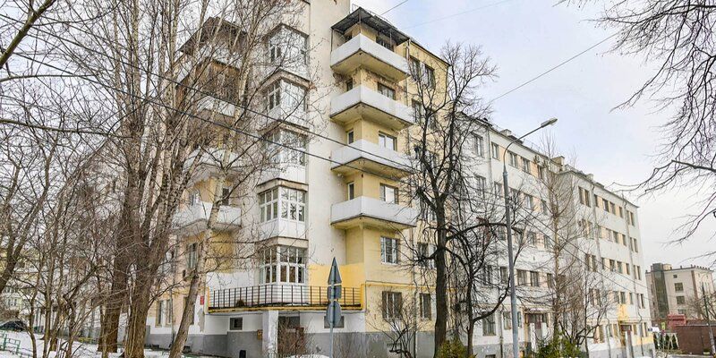В районе Сокольники отремонтируют крышу исторического здания в стиле конструктивизма