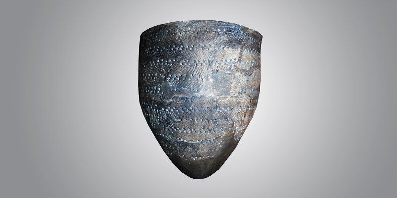 Prehistoric cooking pot and Neolithic fish soup