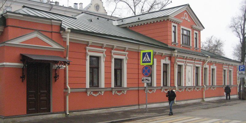 Главный дом усадьбы Матвеевых в Басманном районе отреставрировали