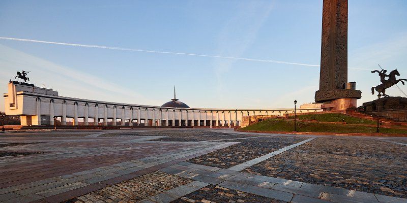 Герои на Красной площади: Музей Победы подготовил онлайн-выставку о параде 1945 года