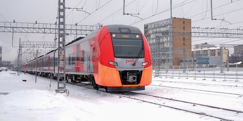 Пассажиры пригородных «Ласточек» смогут покупать абонементы на 15 дней
