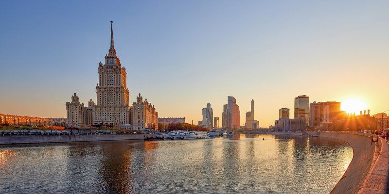 Участок набережной Тараса Шевченко будет пешеходным в выходные дни