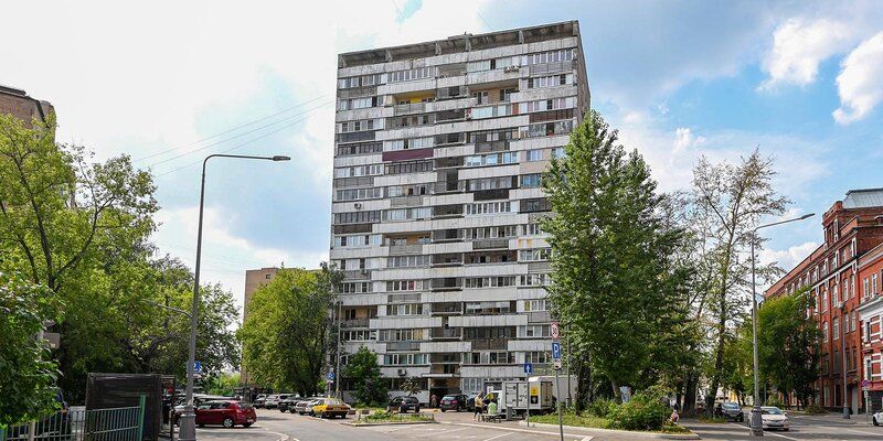 В Красносельском районе отремонтируют дом 1972 года постройки