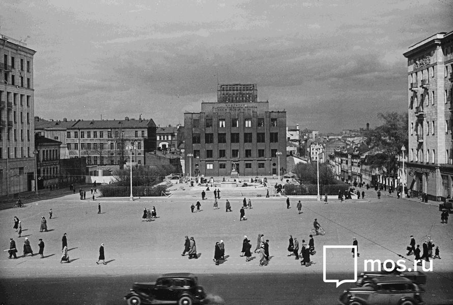Советская площадь. Автор неизвестен. Середина 1940-х годов