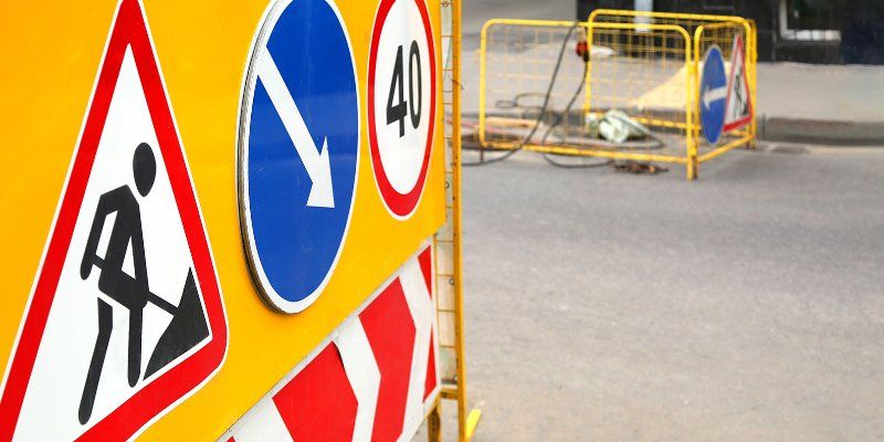 В Остаповском проезде временно ограничили движение
