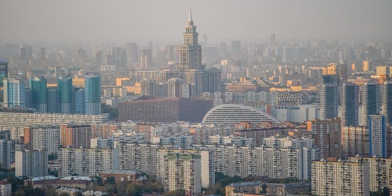 До конца дня в Москве сохранится сильный ветер