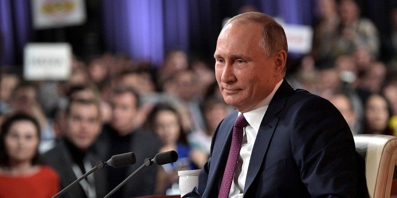 Владимир Путин рассказал о поддержке молодых семей