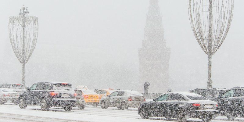 Ледяной дождь и снег могут осложнить движение на дорогах