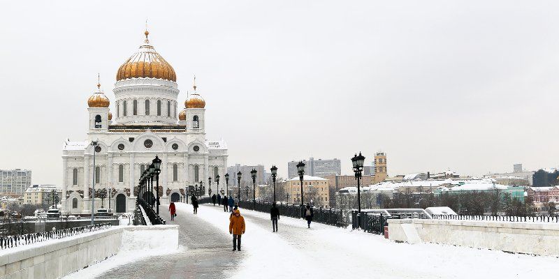 Сильный ветер сохранится в Москве до утра