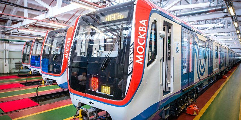 Поезд «Москва» запустили на Калужско-Рижской линии