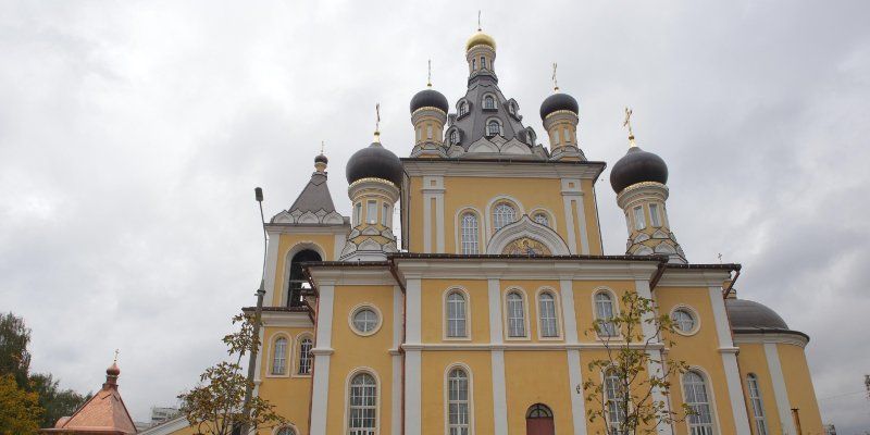 На юго-востоке столицы завершается строительство храма в честь Сретения Господня